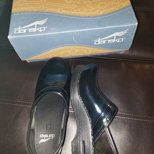 dansko shoes